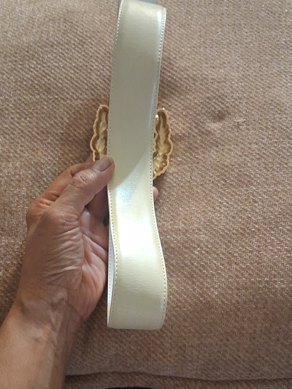 Cream Belt with Sculpted Gold Rope Buckle by Cipriani - Picture 4 of 8